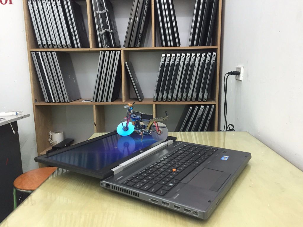 HP 8570w i5-3320, ram 4G, Ổ 320G, AMD M4000, 15.6FHD