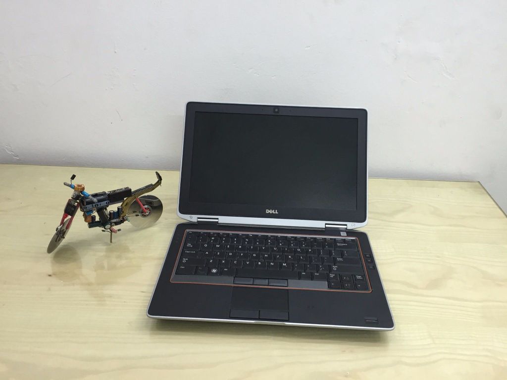Dell E6320 ( i7-2620, 4G, Ổ 250G, 13,3 LED HD