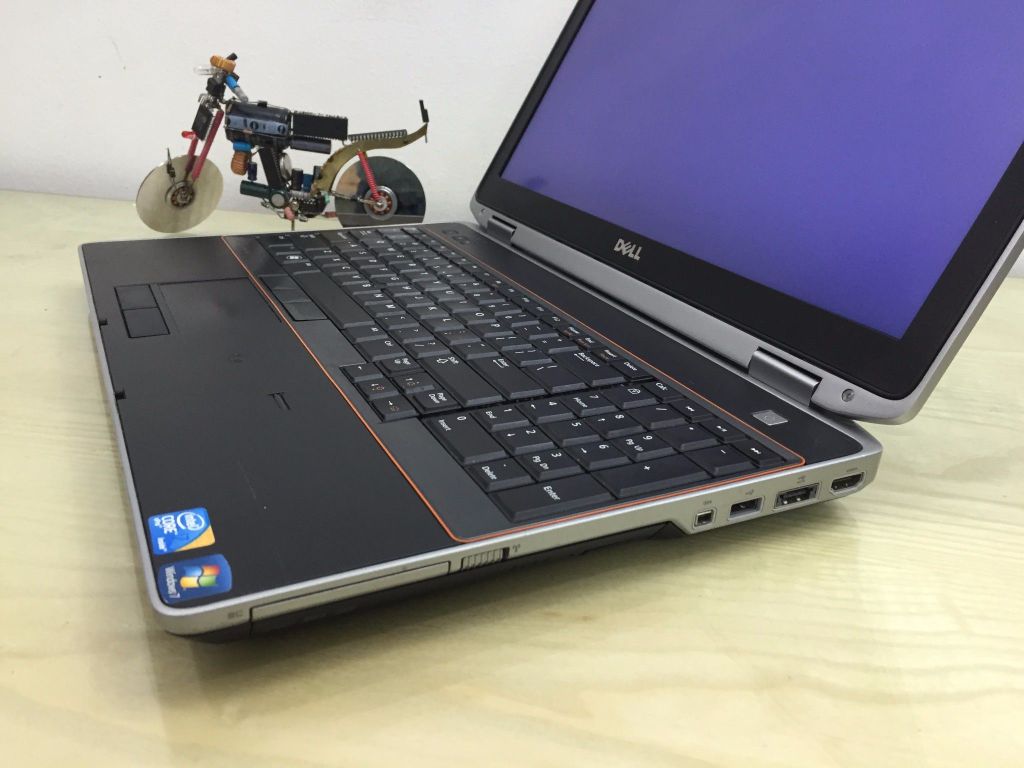 Dell E6520 i5, Ram 4G, Ổ 250GB, Cạc rời, LED 15.6HD+