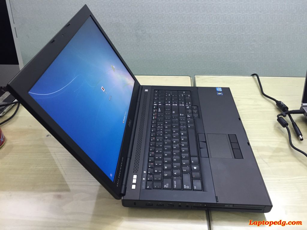 Dell M6700 i7-3720Q, Ram 8GB, Ổ 500GB, K4000M, 17.3 FHD