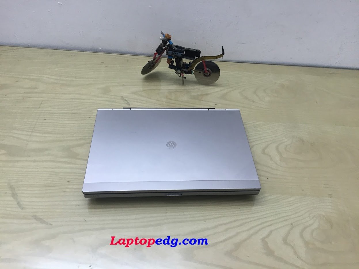 hp-elitebook-2560p-core-i5-gia-re-nhat
