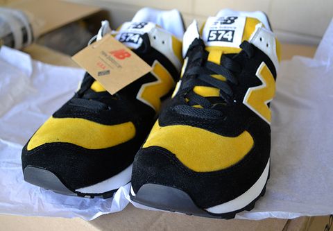 Giày Adidas mới, hàng xách tay từ Canada chỉ 1 đôi duy nhất