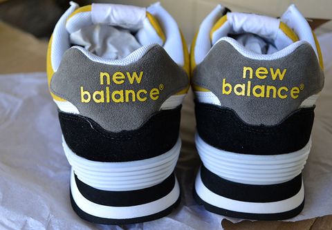 Giày Adidas mới, hàng xách tay từ Canada chỉ 1 đôi duy nhất - 2