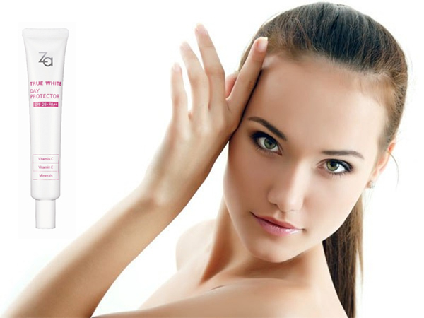 kem lot duong trang da ban ngay za true white day protector spf26 pa