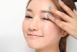 Bấm mi mắt đẹp tại Thẩm mỹ viện Châu Á