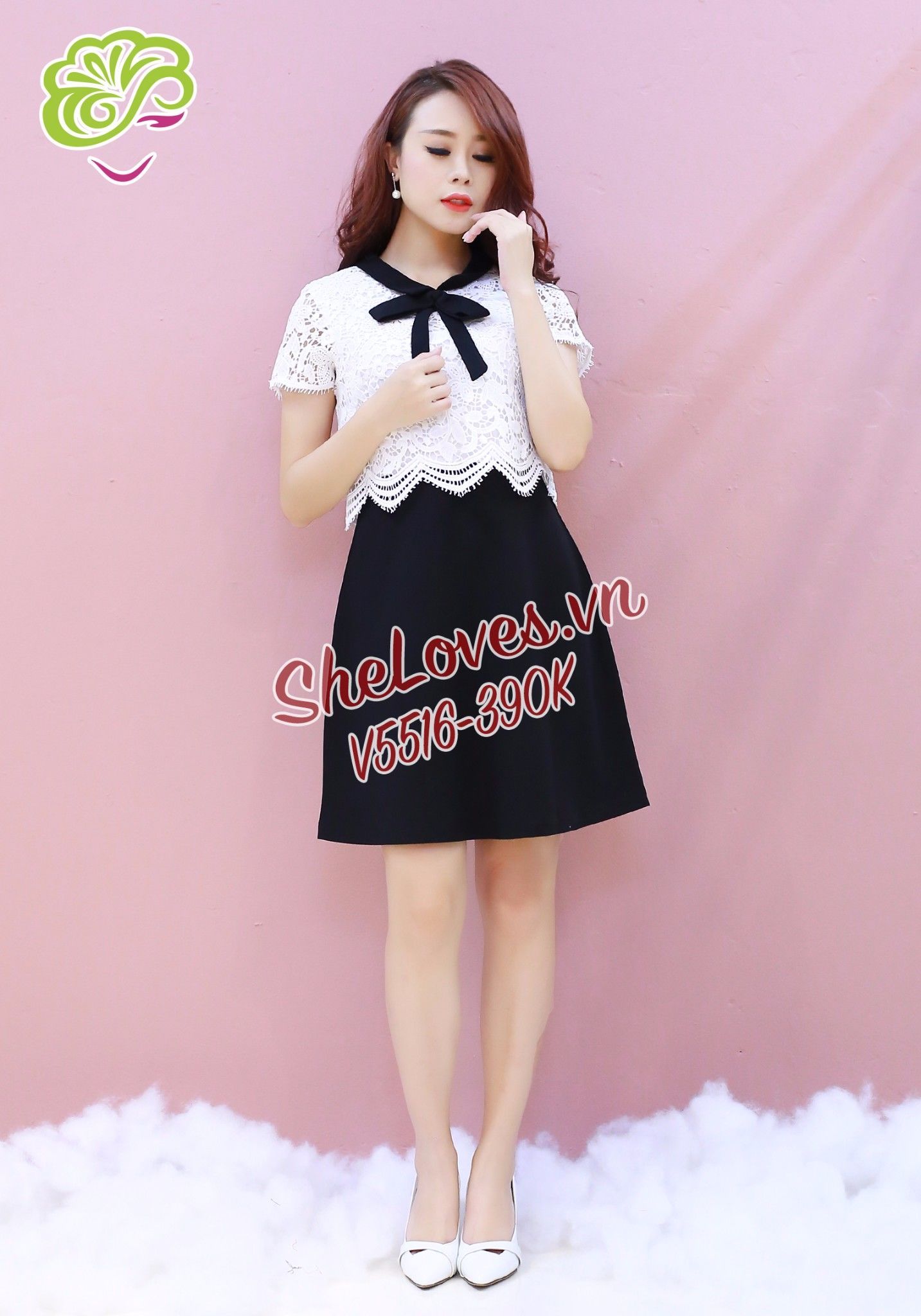 Váy form A phối ren lửng nền trắng đen