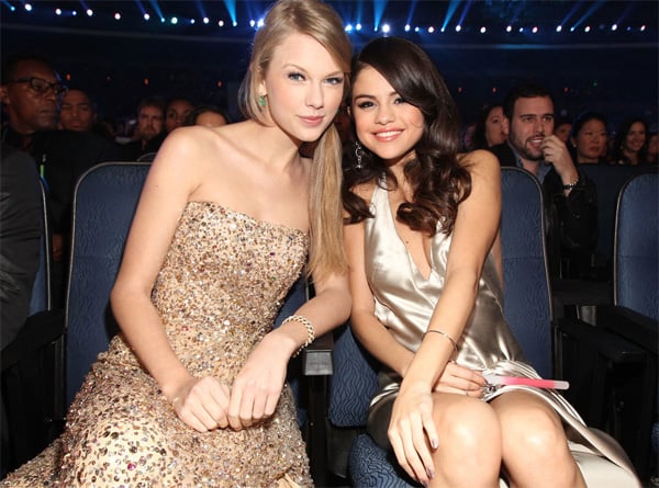 Bí mật tình bạn bền bỉ của Taylor Swift và Selena Gomez