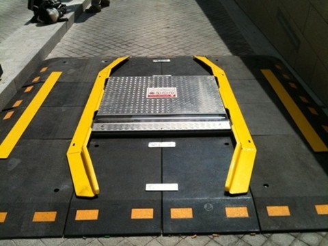 IED Under Vehicle Entry System