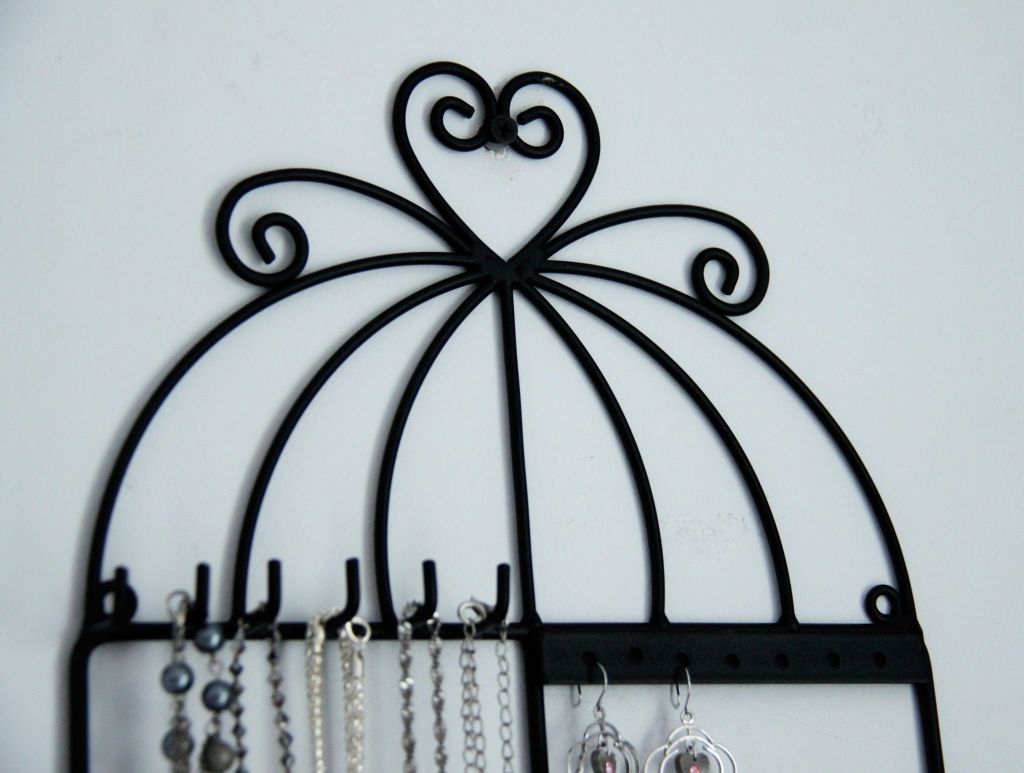 ke-trang-suc-trang-sat-my-thuat