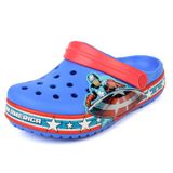  Crocs - Giày lười trẻ em Unisex Crocband Captain America Clog Varsity Blue Red 202678-4S0 (Xanh họa tiết) 