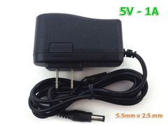 phu-kien-dien-tu-Adapter-5V-1A-5.5m-2.5mm-1