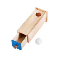 Đồ chơi hộp gỗ và bóng<br>Object Permanence Box with Drawer