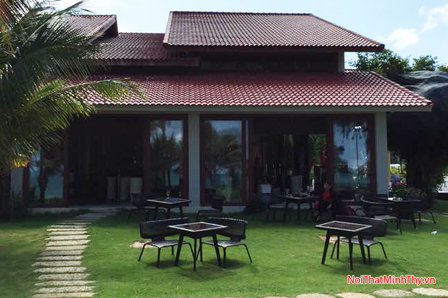 Mercure Phú Quốc Resort & Villas chọn Nội Thất Minh Thy là nhà cung cấp Bàn Ghế Nhựa Giả Mây, Xích Đu Gọt Nước, Sofa Mây Nhựa, Ghế Hồ Bơi.