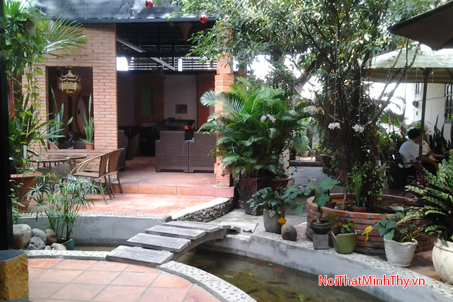 Cafe Cỏ Nội Garden chọn bàn ghế giả mây Minh Thy là nhà cung cấp