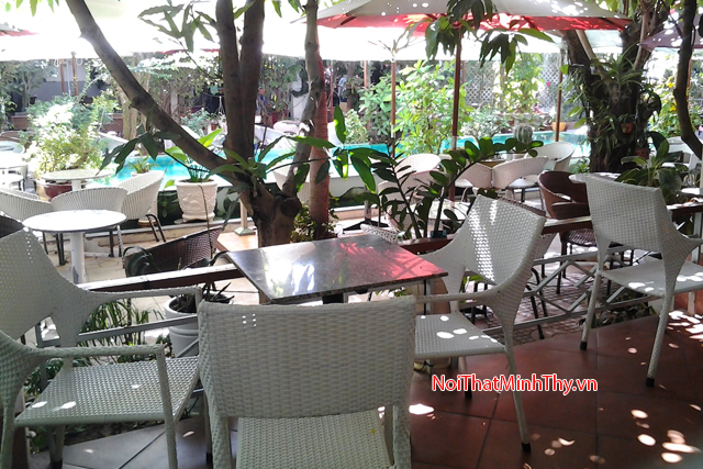 bàn ghế nhựa giả mây minh thy
