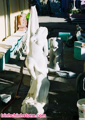 tượng cô gái khỏa thân, điêu khắc đá mỹ nghệ non nước