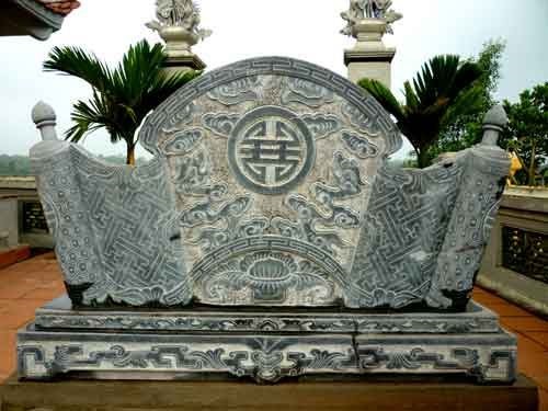 Lăng mộ đá non nước Đà Nẵng ngày càng thu hút sự quan tâm của khách hàng
