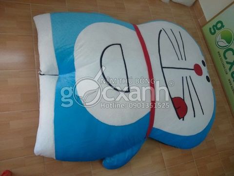 Dem thu bong Doraemon cao cap