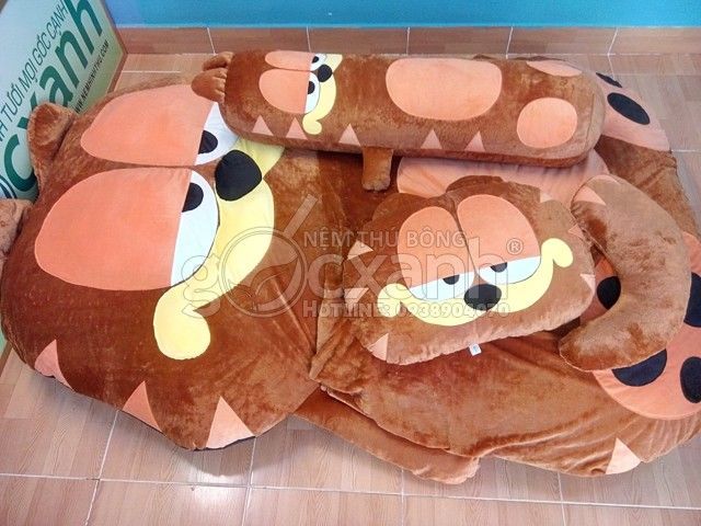 Đệm Garfield màu cánh gián mền nhung (1.6 x 2.1m)