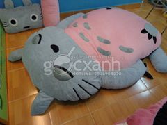 Nệm thú bông Totoro ngủ ngon