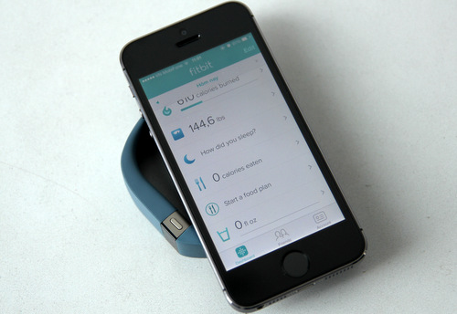 Fitbit Force - vòng đeo tay phong cách công nghệ