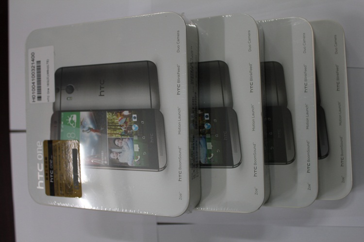 Hình ảnh đập hộp HTC ONE M8