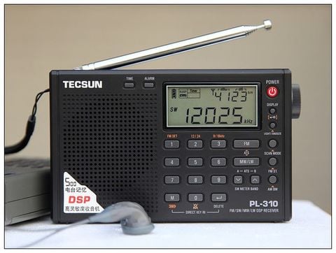 RADIO TECSUN PL-310ET