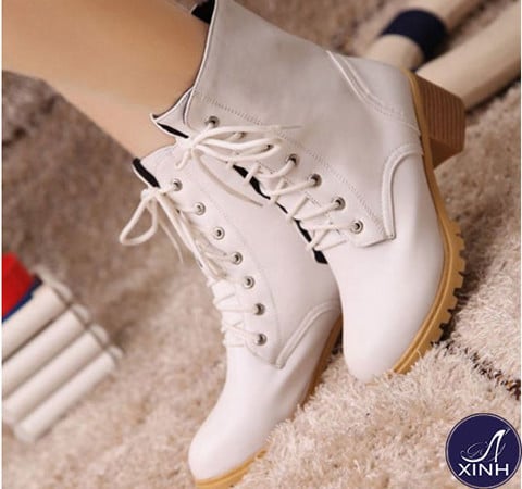 Giày boot nữ cổ cao màu trắng trẻ trung GBN5103