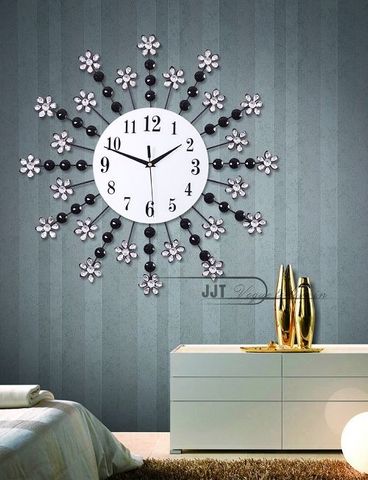 Đồng hồ treo tường đính đá 03
