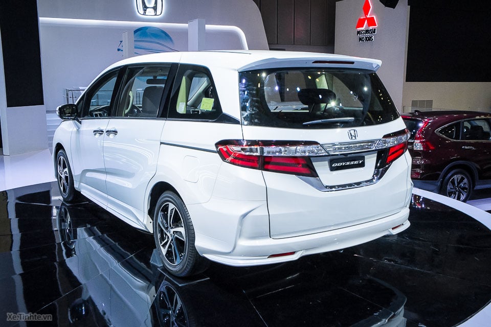 Honda CRV sẽ là mẫu SUV 7 chỗ vào năm 2018