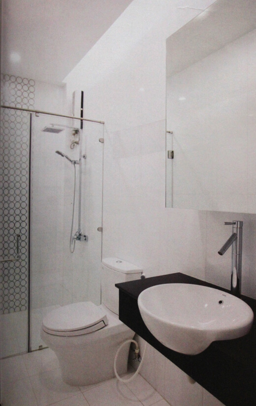 nhà vệ sinh Nhà phố lệch tầng mặt tiền 5m