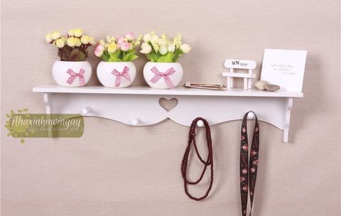 ke-moc-treo-do-hoa-van-trai-tim