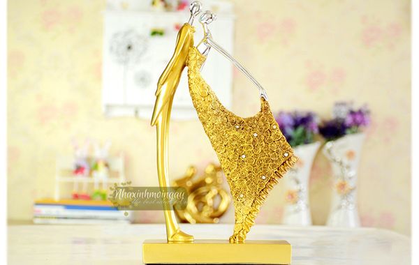 Tượng đôi khiêu vũ