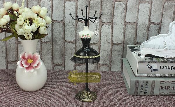 Móc treo trang sức