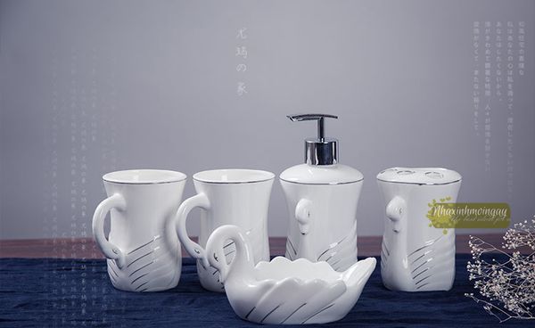 Bộ đồ dùng nhà tắm số 02