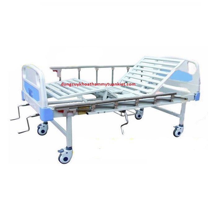Giường bệnh 3 tay quay DCN-03 Giường bệnh 3 tay quay DCN-03
