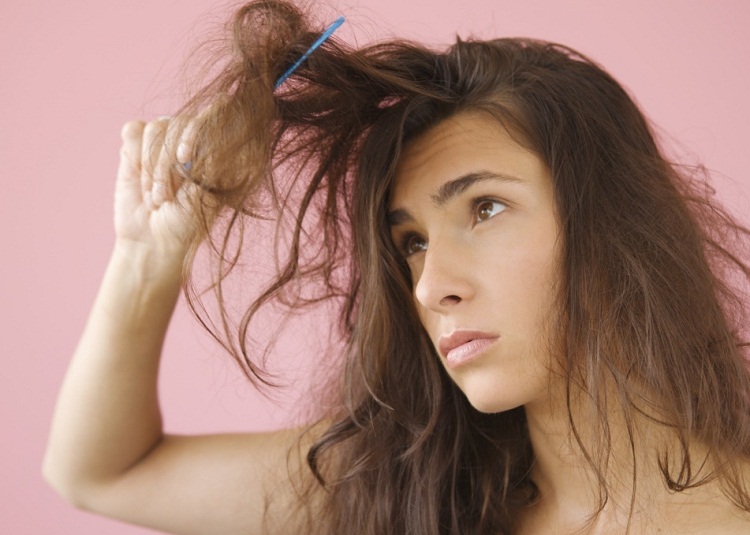 5 sai lầm nghiêm trọng khiến tóc bị hư tổn