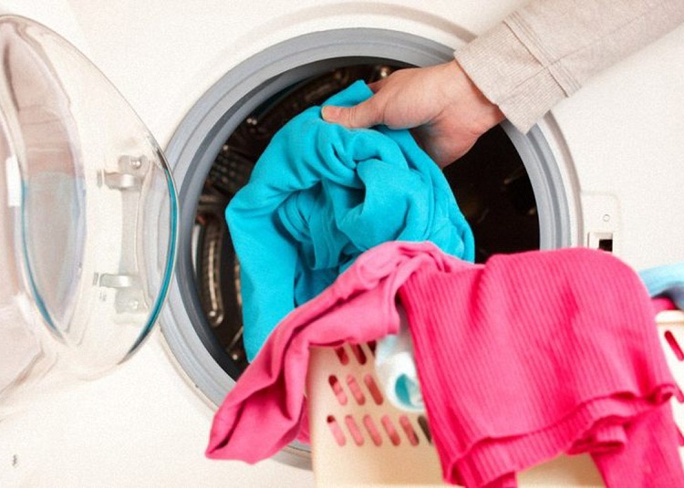 Những sai lầm khi giặt quần áo ai cũng mắc phải
